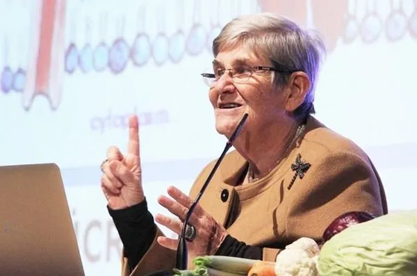 Prof. Dr. Canan Karatay'dan kuyruk yağı yorumu!