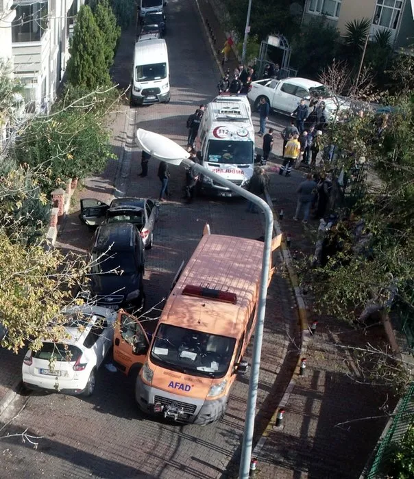 Bakırköy’de 3 kişi ölü bulundu: ölümlerde siyanür şüphesi