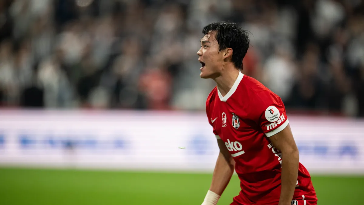 Beşiktaş’ta Hyeongyu Oh tribüne çıktı!