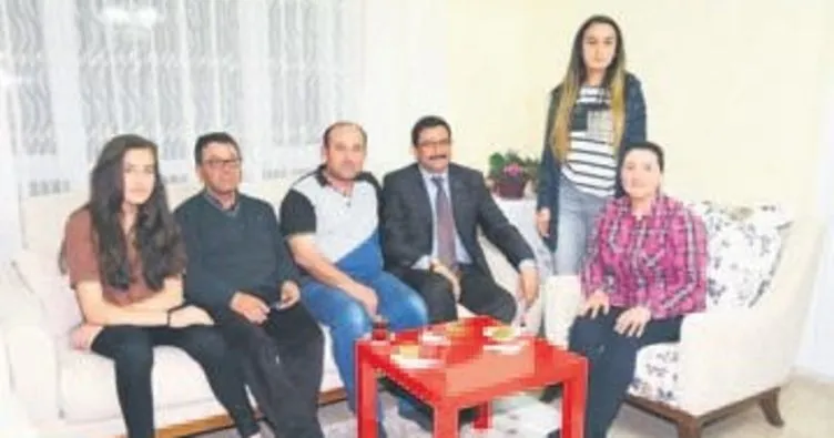 Başkan Mustafa Ak iki aileye misafir oldu