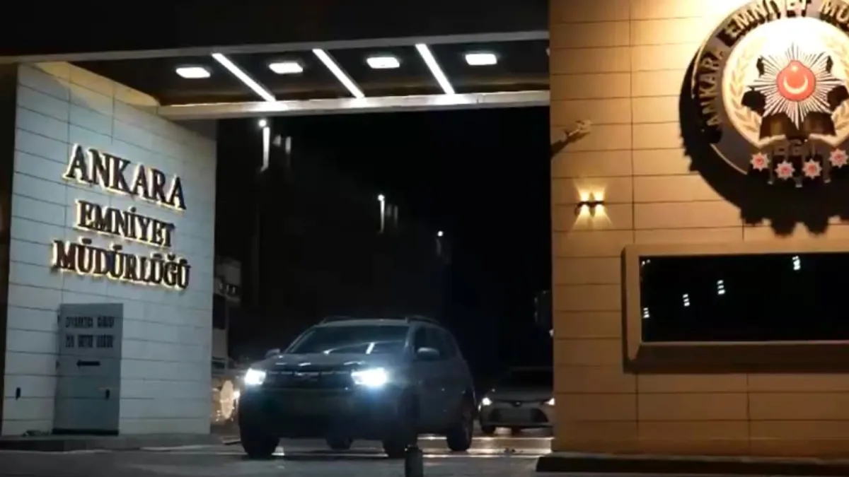 Ankara'da dev operasyon: Polis ekiplerinden 'uyuşturucu' ve 'fuhuş' darbesi! 18 gözaltı