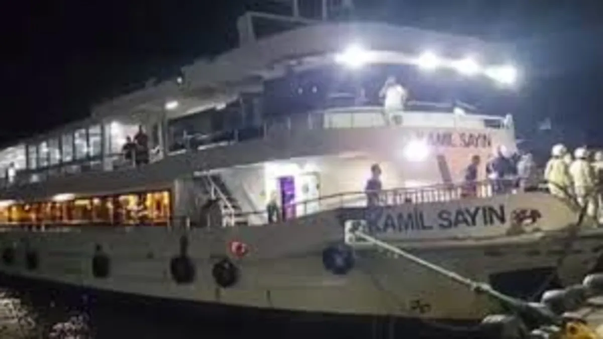 Boğazdaki kazanın görüntüleri ortaya çıktı: Yolcu gemisinin kaptanı alkollü çıkmıştı! Pes dedirten savunma… Boğazdaki kazanın görüntüleri ortaya çıktı: Yolcu gemisinin kaptanı alkollü çıkmıştı! Pes dedirten savunma…