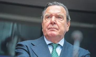 Schröder’e istifa şoku