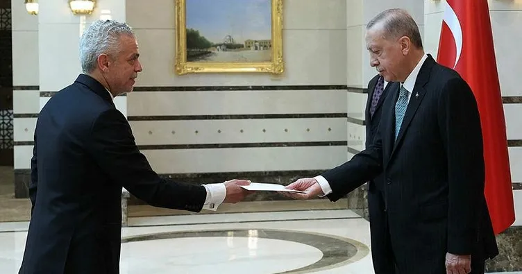 4 büyükelçiden güven mektubu