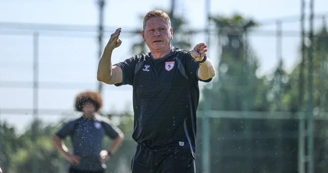 Samsunspor’da teknik direktör Markus Gisdol ilk antrenmanına çıktı Samsunspor’da teknik direktör Markus Gisdol ilk antrenmanına çıktı