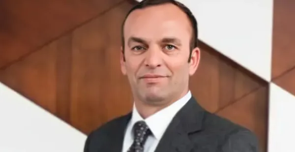 son-dakika-is-insani-hamit-demir-mahkemede-8-milyonluk-rusveti-itiraf-etti-ekrem-imamoglu-ile-gorustu-daireler-1787226831435.png