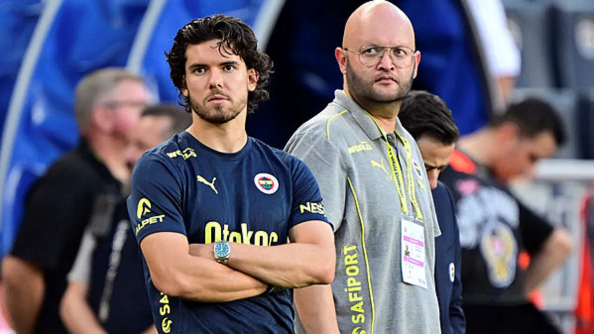 SON DAKİKA: Fenerbahçe, Ferdi Kadıoğlu transferini açıkladı SON DAKİKA: Fenerbahçe, Ferdi Kadıoğlu transferini açıkladı