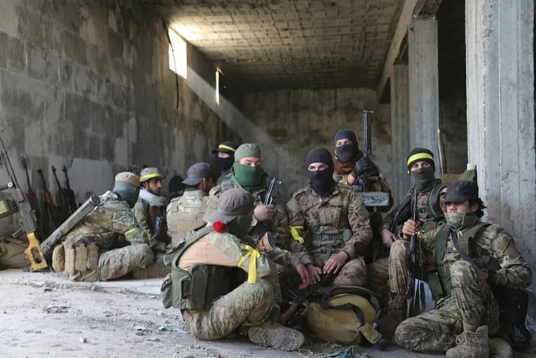 SON DAKİKA | Suriye’de kaos büyüyor! Halep merkezine girmeye başladılar: İranlı general öldürüldü!