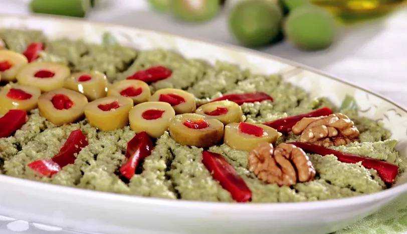 Çağla Salatası