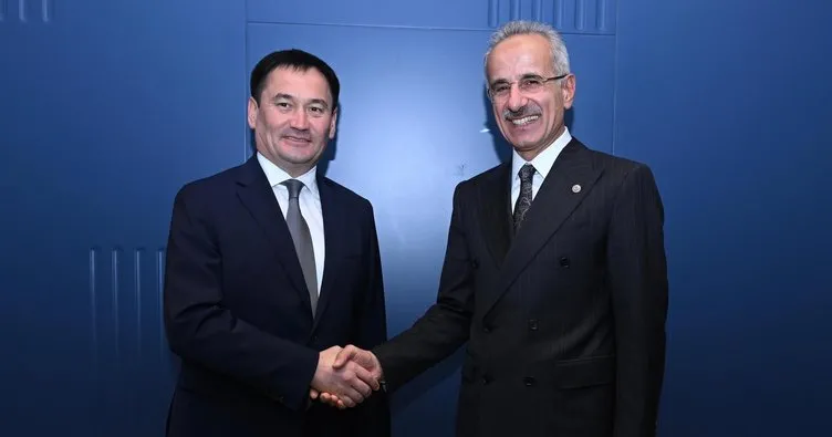 Bakan Uraloğlu, Özbekistanlı mevkidaşı Mahkamov’la görüştü