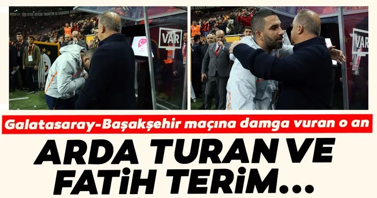 Galatasaray - Başakşehir maçına o anlar damga vurdu! Fatih Terim ve Arda Turan...