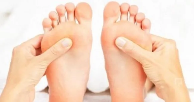 Ayaklarda Karincalanma Ya Neden Olan Hastaliklar Saglik Haberleri
