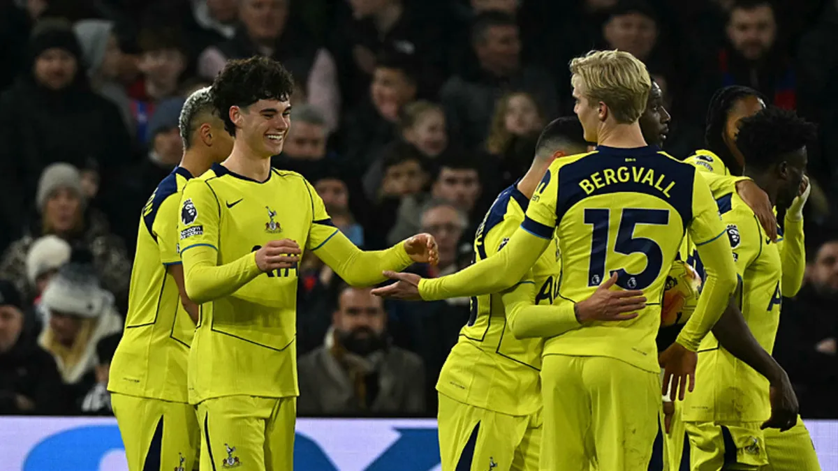 Tottenham, Crystal Palace deplasmanında kazandı! Tottenham, Crystal Palace deplasmanında kazandı!