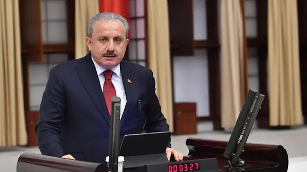 tbmm-baskani-sentoptan-izlandaya-1915-olaylari-icin-cagri-soykirimdan-bahsetmek-mumkun-degildir-1621267859159.jpg TBMM Başkanı Şentop'tan, İzlanda'ya 1915 olayları için çağrı: Soykırımdan bahsetmek mümkün değildir