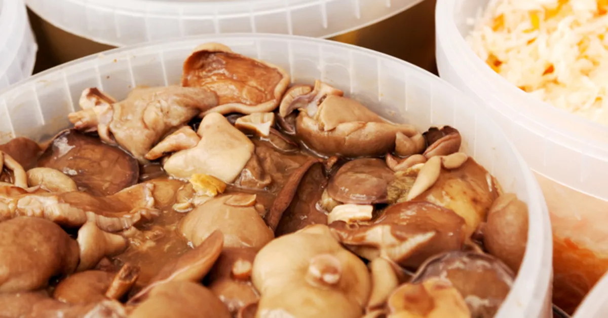 Yalnızca 2 kaşık tüketmek yetiyor! Bu besin dünyanın en iyi B12 kaynağı