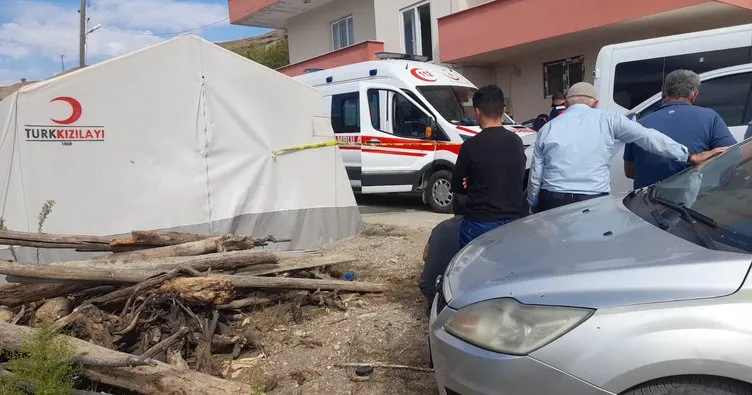 Silahla oynayan genç, hayatını kaybetti