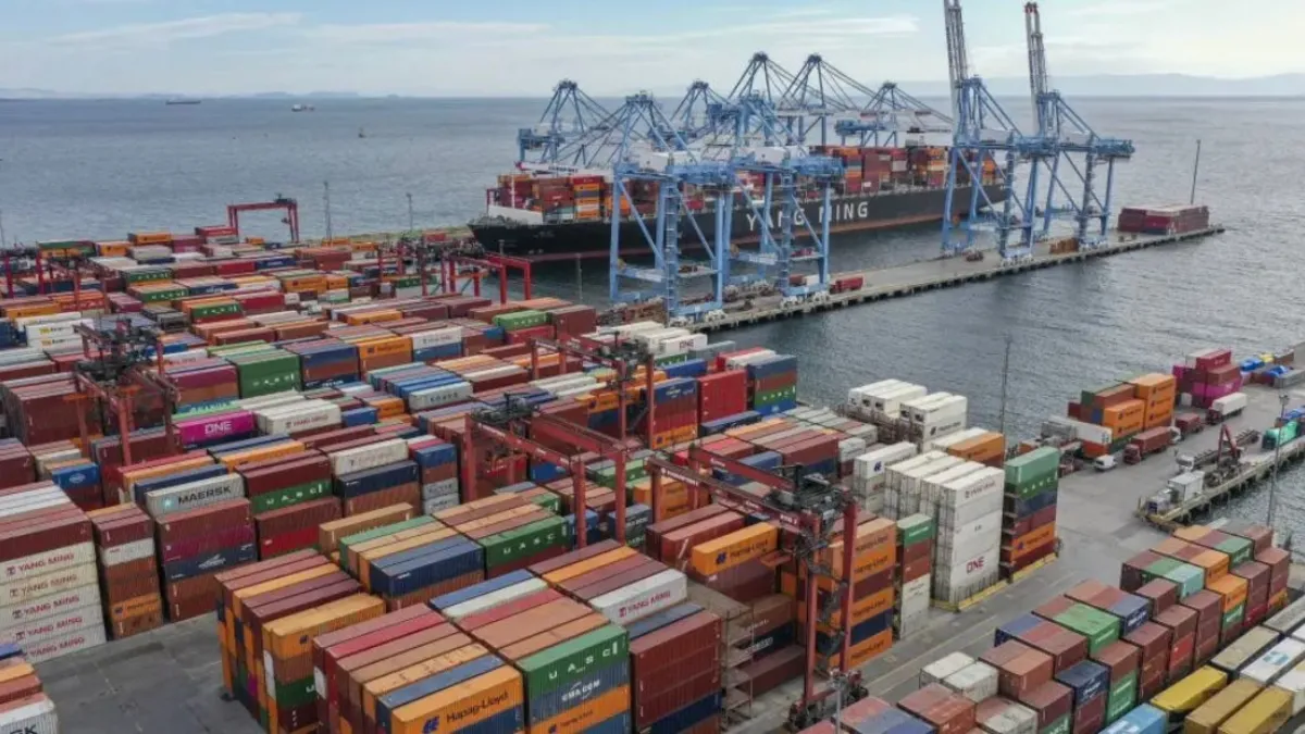 Ambarlı Limanı’nda 14 milyarlık uyuşturucu operasyonu Ambarlı Limanı’nda 14 milyarlık uyuşturucu operasyonu