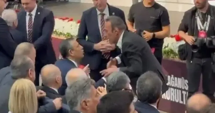 SON DAKİKA | CHP kurultayında kavga! Berhan Şimşek ve Özgür Özel birbirine girdi: Kısa donla geziyordu...