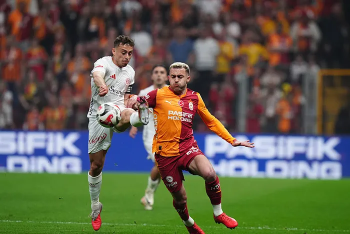 canli-super-ligde-galatasaray-antalyaspor-maci-1778348459111.jpeg