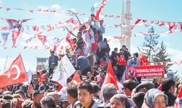 HDP-CHP bayrakları bir arada