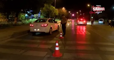 Kadıköy’de denetime takılan alkollü sürücünün arkadaşları polise zor anlar yaşattı | Video