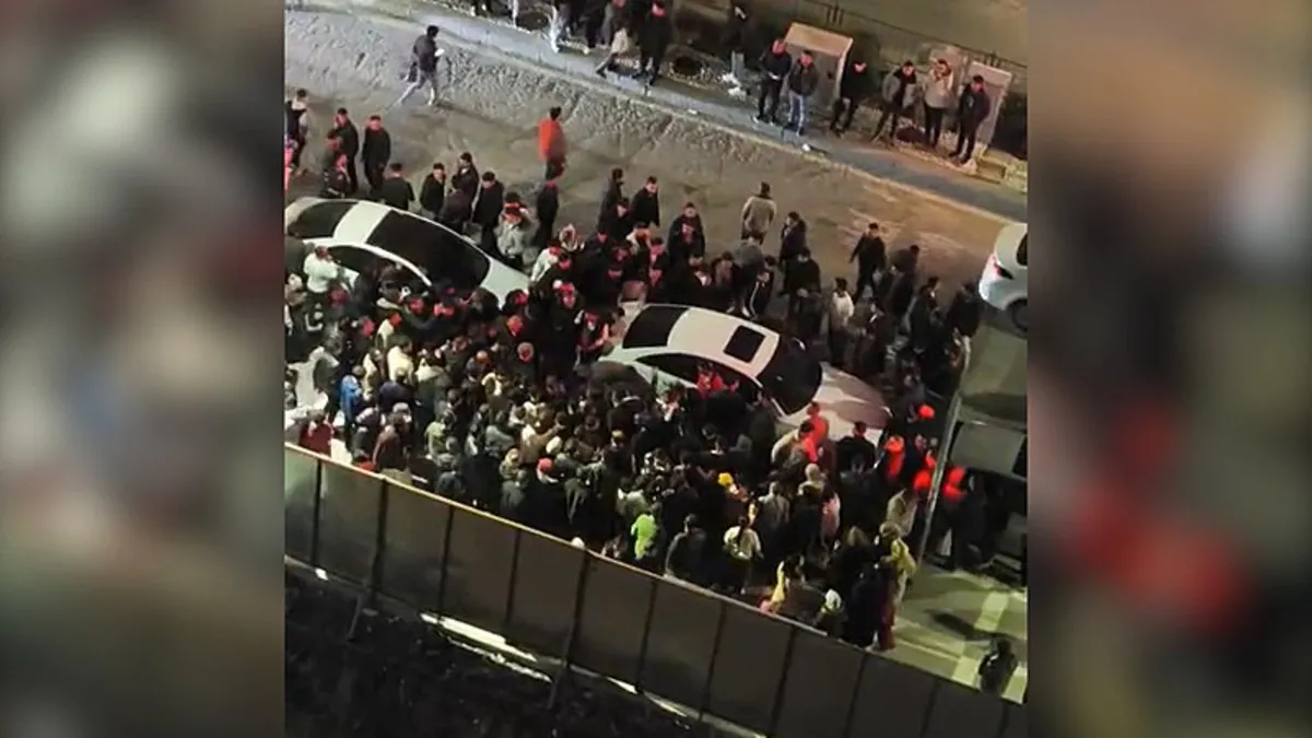 Şanlıurfa’da 26 yaşındaki genç kurşun yağmuruna tutuldu Şanlıurfa’da 26 yaşındaki genç kurşun yağmuruna tutuldu