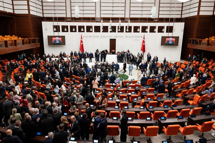 SON DAKİKA | Terörsüz Türkiye’nin yol haritası hazır! Silahlar toplanacak, MİT sahaya çıkacak: İşte 10 maddede silahsızlanma süreci