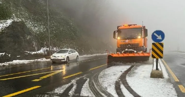 Bolu Dağı’nda kar yağışı sürüyor