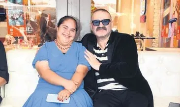 Şafak Sezer’den renkli açılış