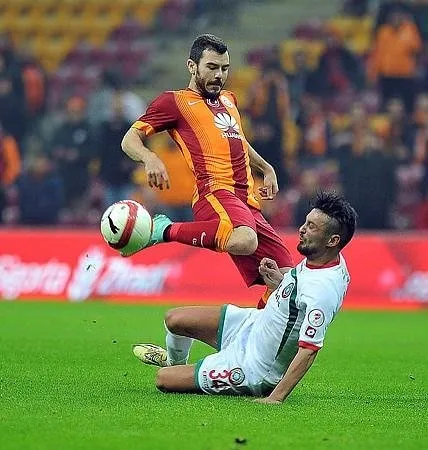 Galatasaray - Bursaspor maçı Twitter'ı salladı!