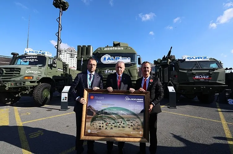 Başkan Erdoğan, SAHA EXPO fuarında stantları ziyaret etti