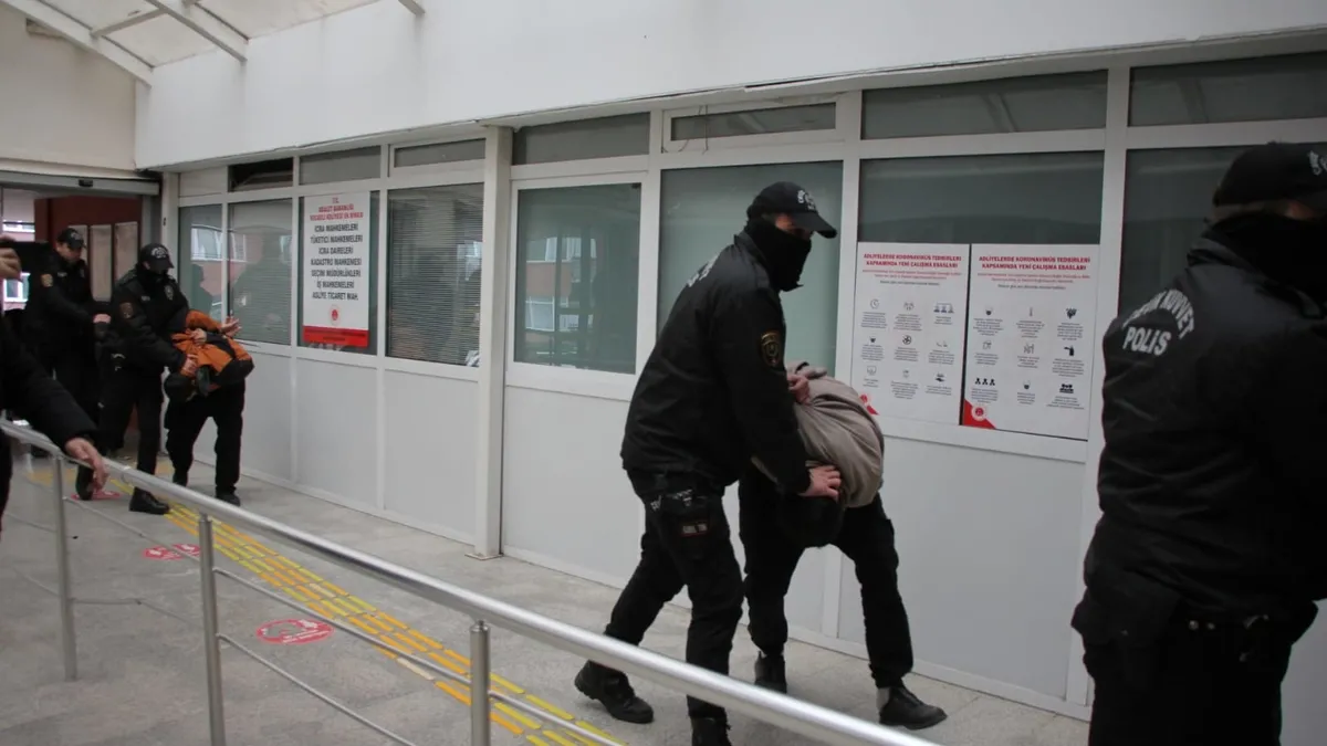 DEAŞ ve El Kaide operasyonunda 18 tutuklama DEAŞ ve El Kaide operasyonunda 18 tutuklama