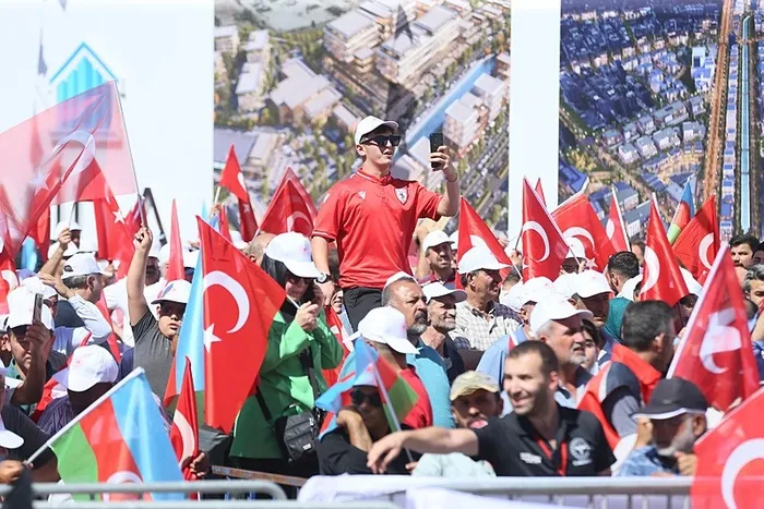 Başkan Erdoğan: Bu konutlar kader birliğimizi gösteriyor