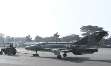 Myanmar’da askeri uçak düştü