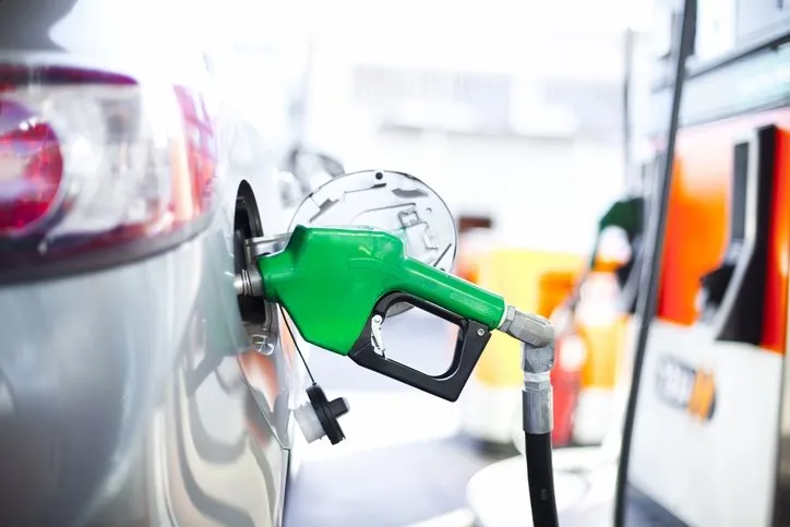 Akaryakıt fiyatları son dakika 18 Ekim 2023: Motorine benzine zam haberleri sonrası bugün benzin fiyatı ve motorin fiyatı ne kadar kaç TL oldu?