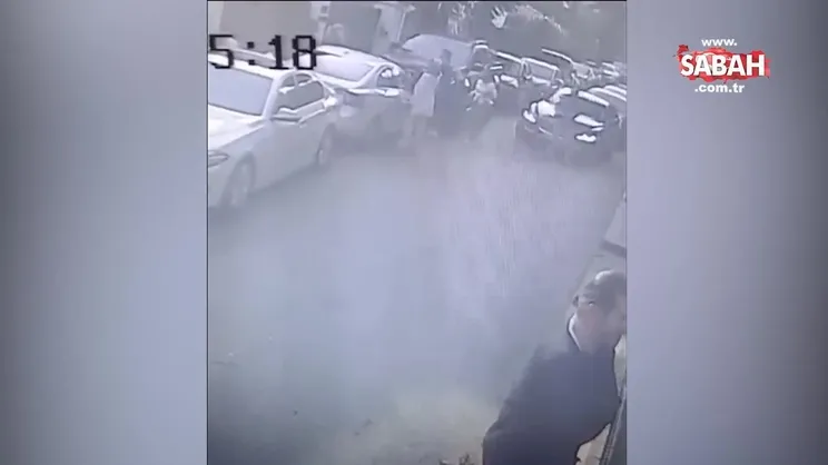 Son dakika: Florya'da şarkıcı Emirkan'a saldırı! O anlar kamerada