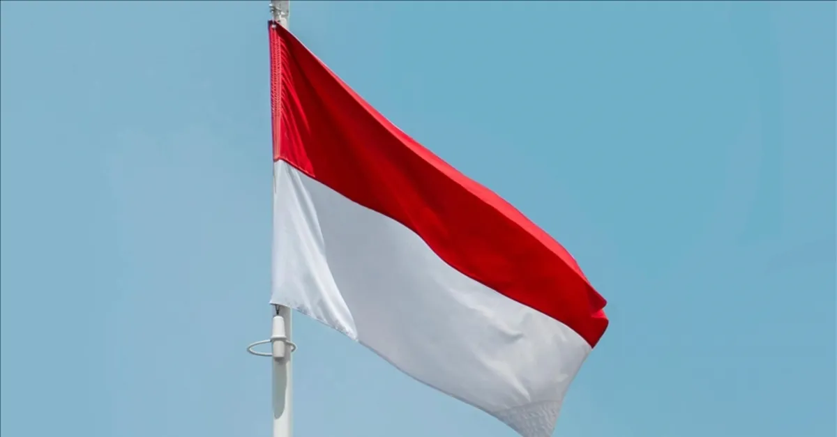 Endonezya artan petrol fiyatları nedeniyle mesaiyi 4 güne indirecek Endonezya artan petrol fiyatları nedeniyle mesaiyi 4 güne indirecek