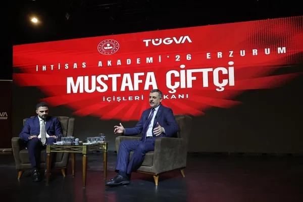 icisleri-bakani-mustafa-ciftci-tugva-ihtisas-akademi-programina-katildi-1778844834413.jpg