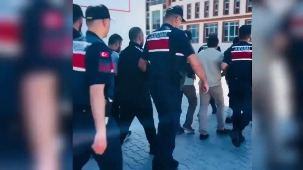 1 milyar liralık dolandırıcılık: 66 şüpheli gözaltında