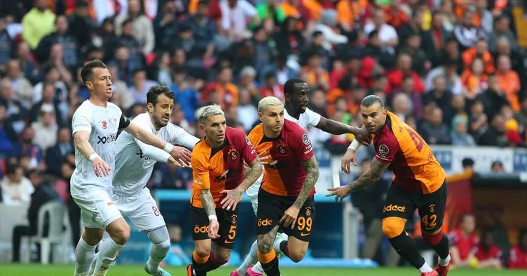 Galatasaray - Sivasspor maçının VAR’ı Simone Sozza oldu