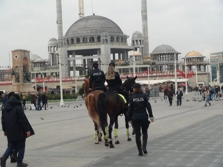 Taksim’de atlı polis dönemi!