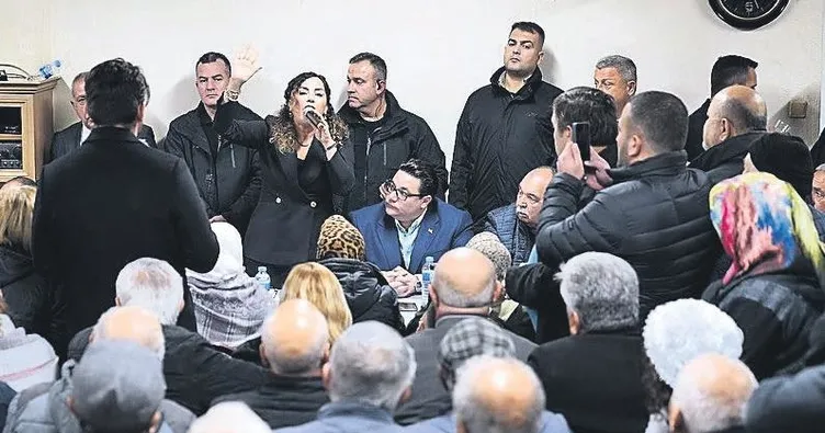 Başkana vidanjör ve su isyanı