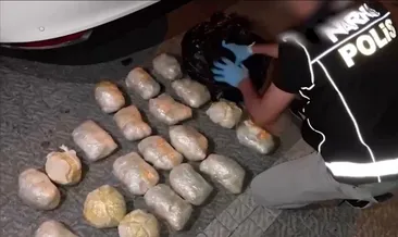 İstanbul’da araca düzenlenen operasyonda eroin sevkiyatına suçüstü!