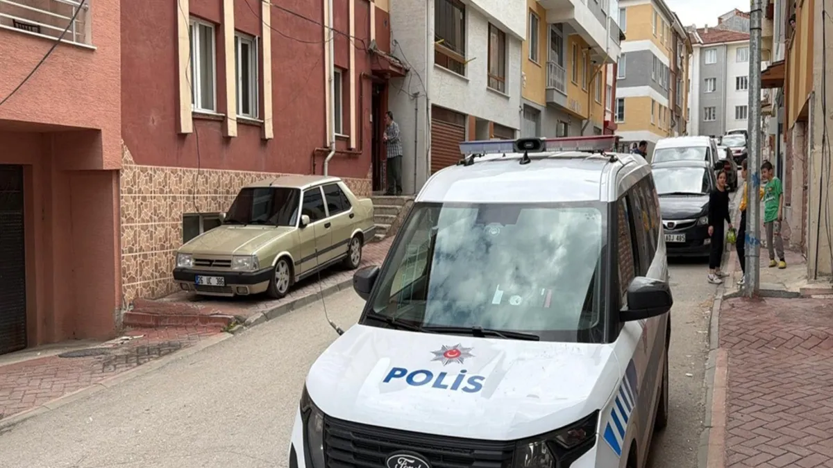 Eskişehir’de pompalı dehşeti! Kombi tamiri için gittiği evde darbedildi: Kaçarak kurtuldu Eskişehir’de pompalı dehşeti! Kombi tamiri için gittiği evde darbedildi: Kaçarak kurtuldu