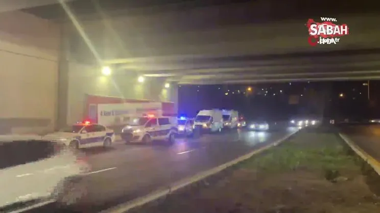 Ankara’da otomobil kaldırımdaki yayalara çarptı: 2 ölü | Video