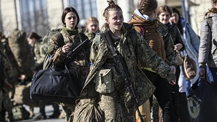 SON DAKİKA: Rusya Ukrayna savaşında tansiyon yükseliyor | Kiev’in kadın savaşçıları cephede en önde!