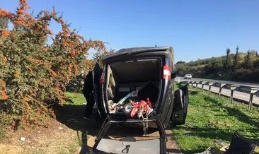 Tarsus’ta kontrolden çıkan araç takla attı 2 kişi yaralandı