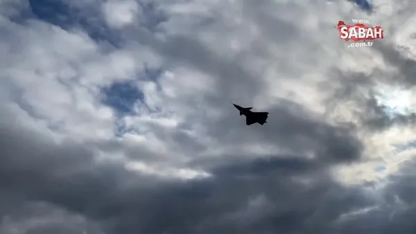 SON DAKİKA! Bayraktar Kızılelma böyle havalandı! İnsansız savaş uçağımız gökyüzünde | Video