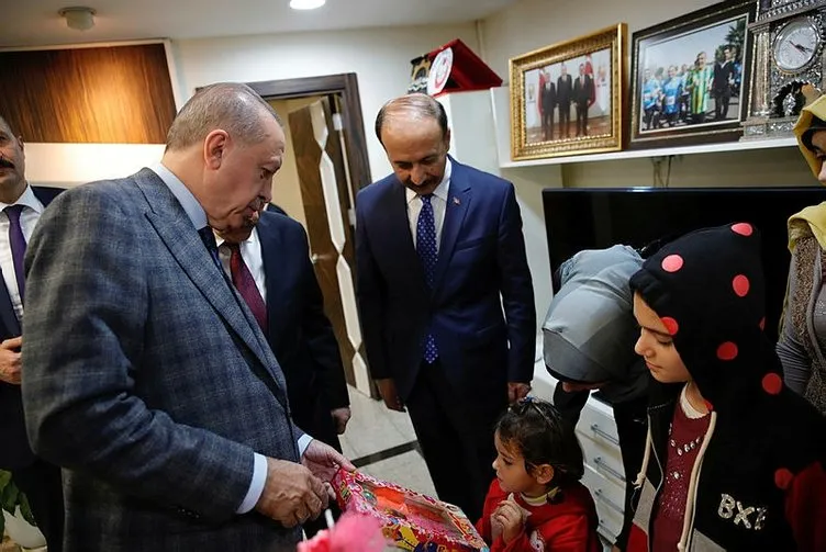 Başkan Erdoğan şehit edilen 9 aylık bebek Muhammed Omar’ın ailesiyle görüştü