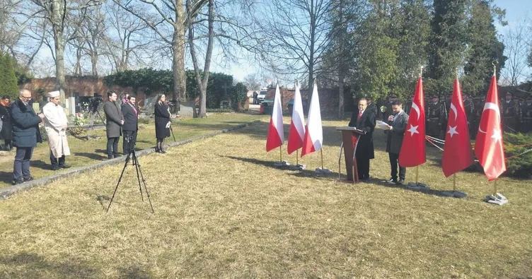 Çanakkale şehitleri tüm dünyada anıldı